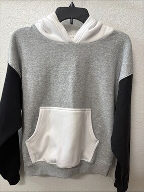 Fabletics Men's Gray, White & Black Colorblock Crewneck Hoodie